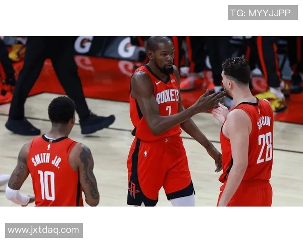 火箭队在与活塞队的较量中遭遇失利的原因分析与比赛回顾